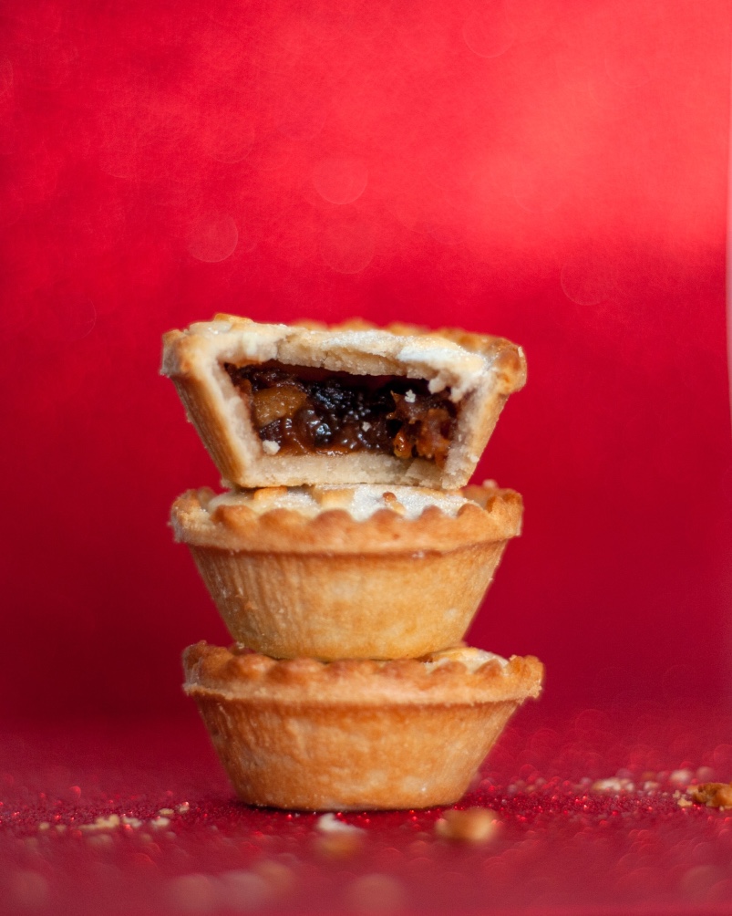 Learn how to capture the essence of your favorite pie with your camera.